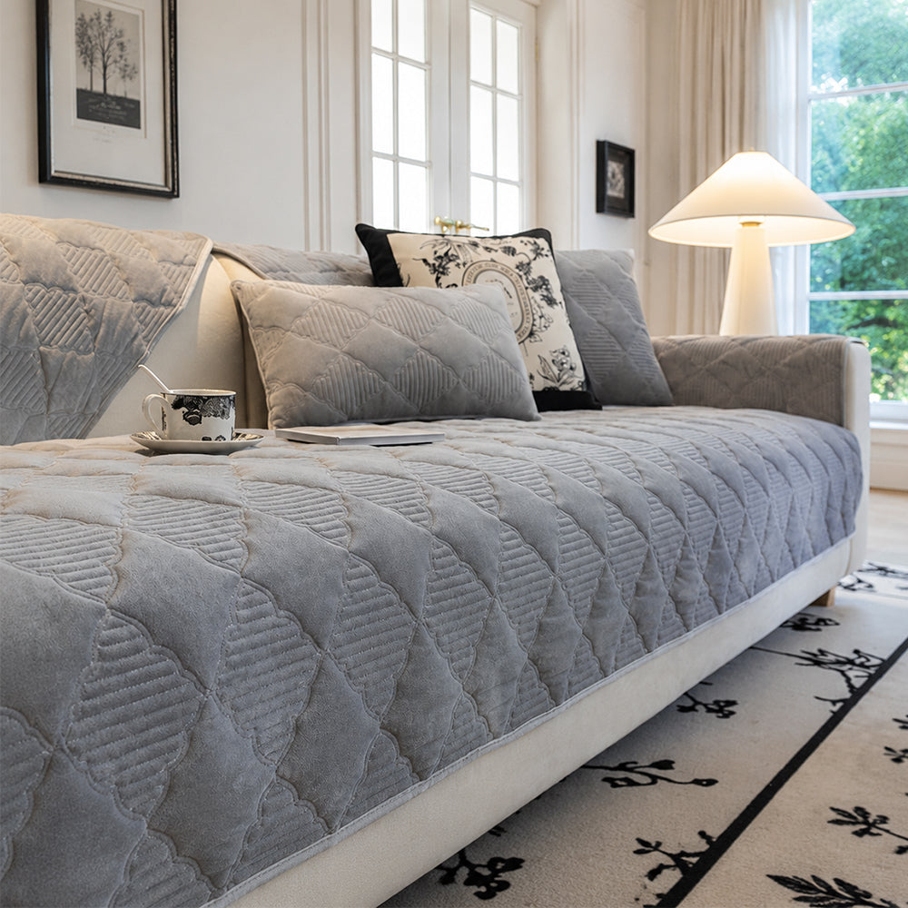 Soft Plush Velvet Star-Pattern Quilted Non-Slip Couch Cover