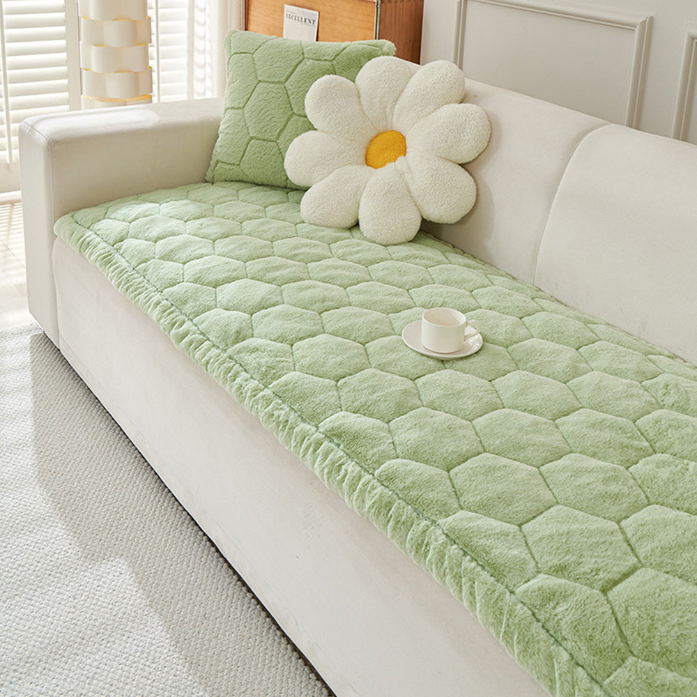 Thick Plush Hexagon-Quilted Pet Mat Non-Slip Couch Cover