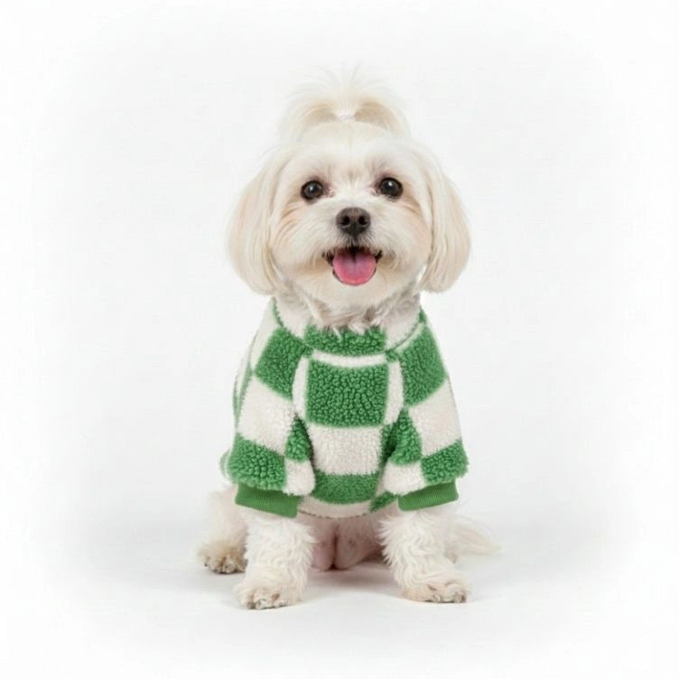 Checkered Fleece Dog Jacket – Bold Style and Warmth for Winter Walks