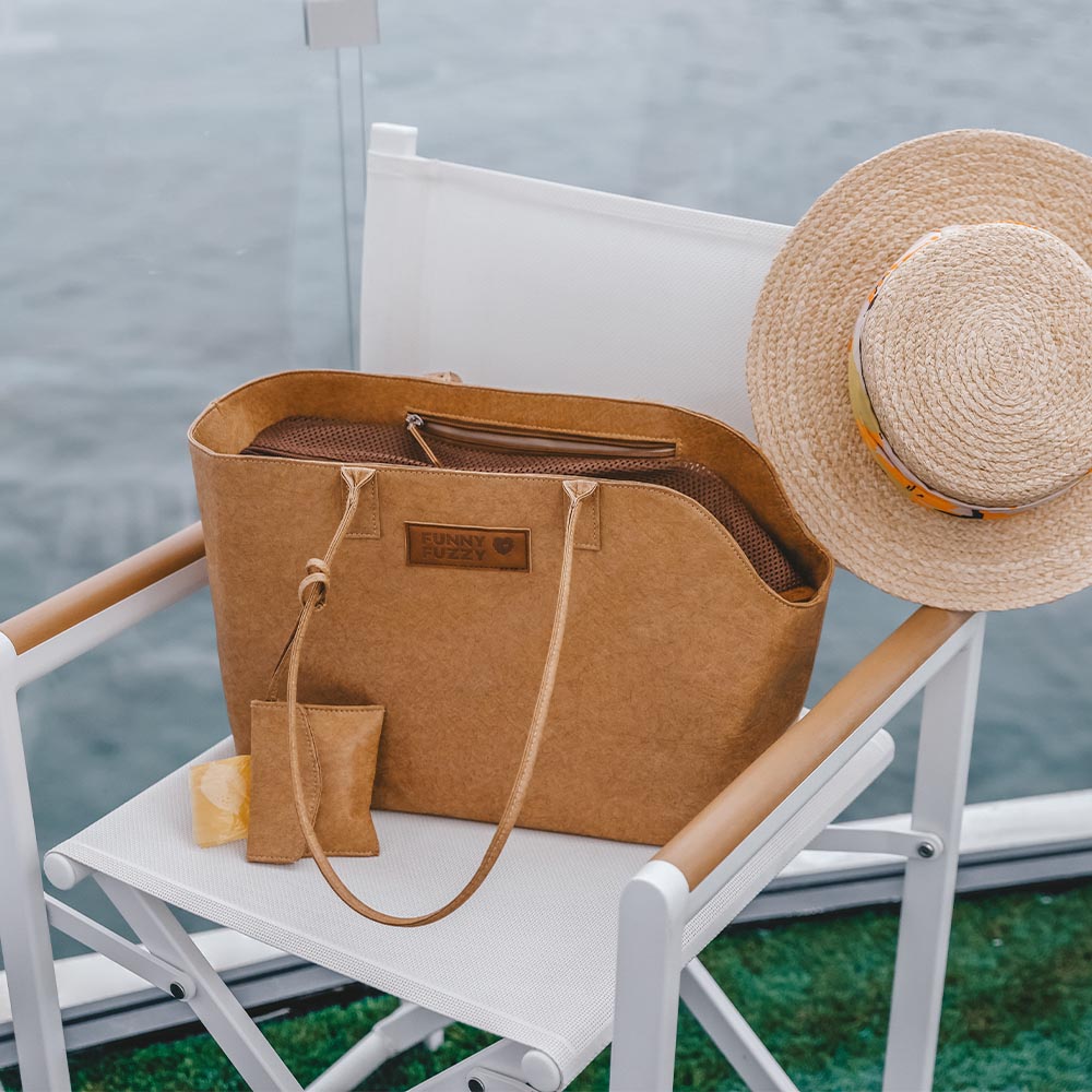 Vogue Eco-friendly Dupont Waterproof Pet Carrier - City Roamer