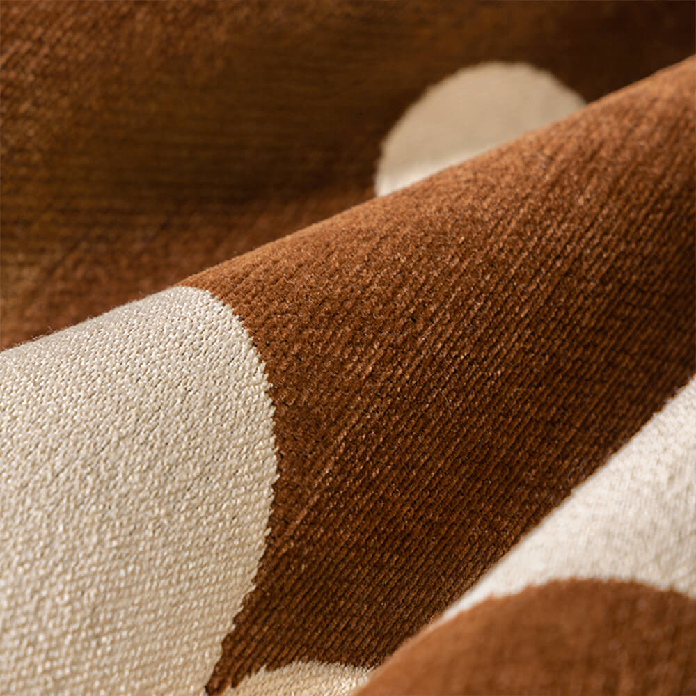 Elegante cubierta de sofá de chenilla floral con borde ondulado