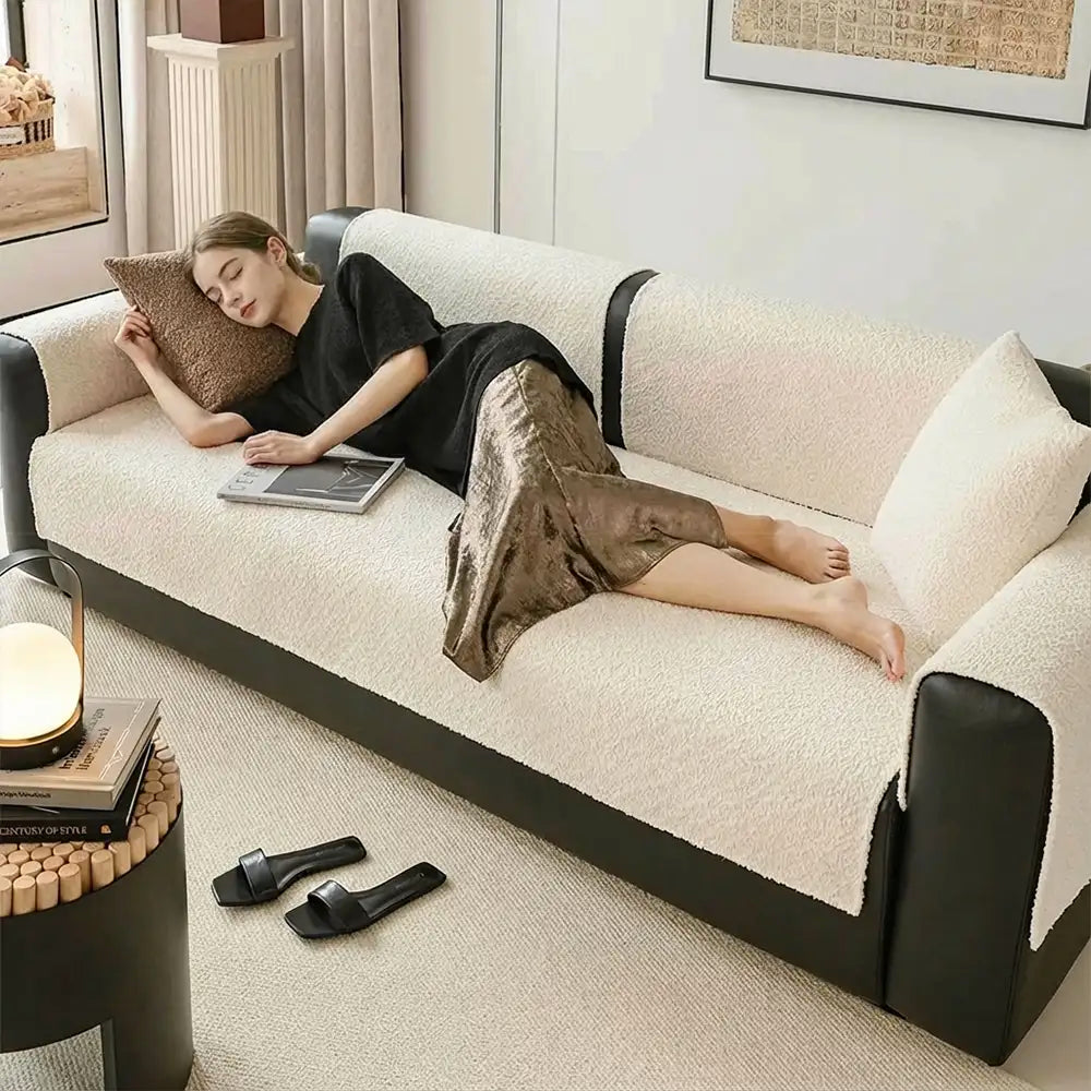 All-Season Breathable Chenille Scratch-Resistant Sofa Protection Outdoor Couch Cover