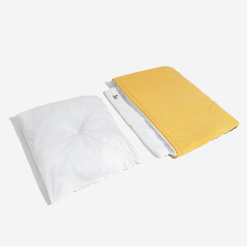 Cama de perros con saco de dormir de cachorros difuso extremadamente suave