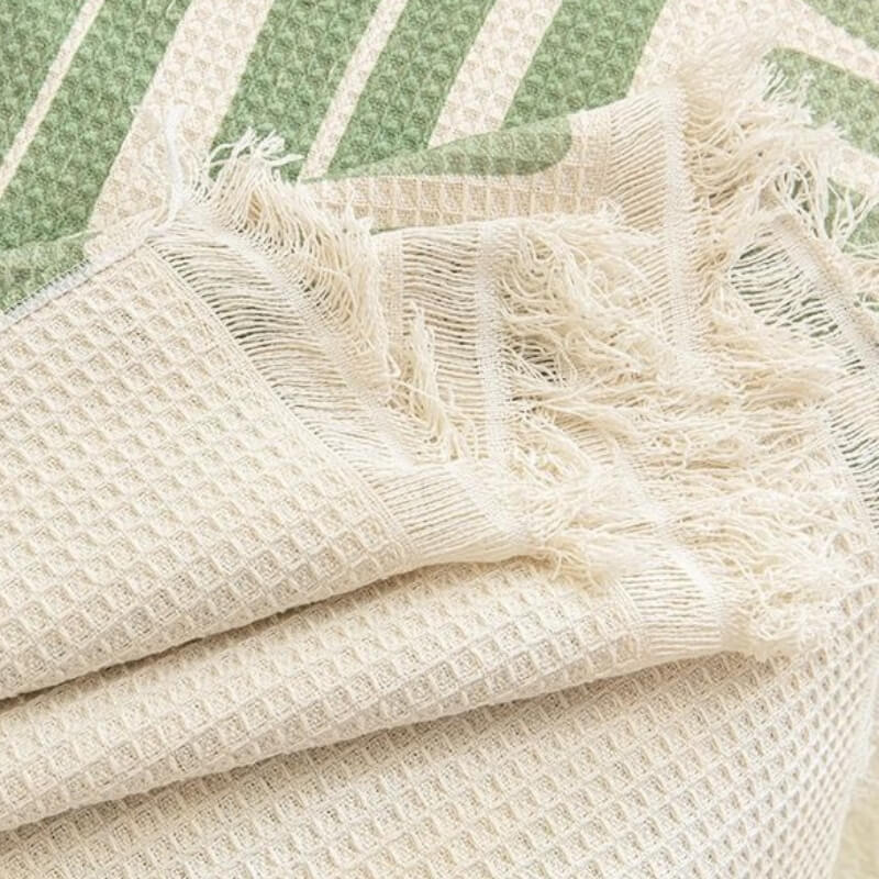 Housse de canapé multicolore à motif géométrique - Design moderne pour une maison élégante