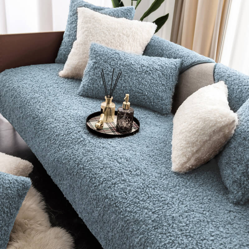 Luxury Warm Fleece Furniture Protective Mat Non-Slip Couch Cover