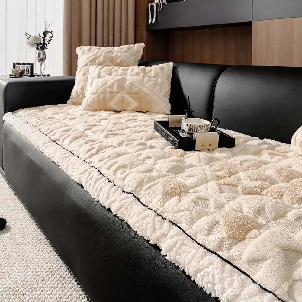 Retro Plush Diamond Pattern Scratch-Resistant Non-Slip Pet Mat Couch Cover