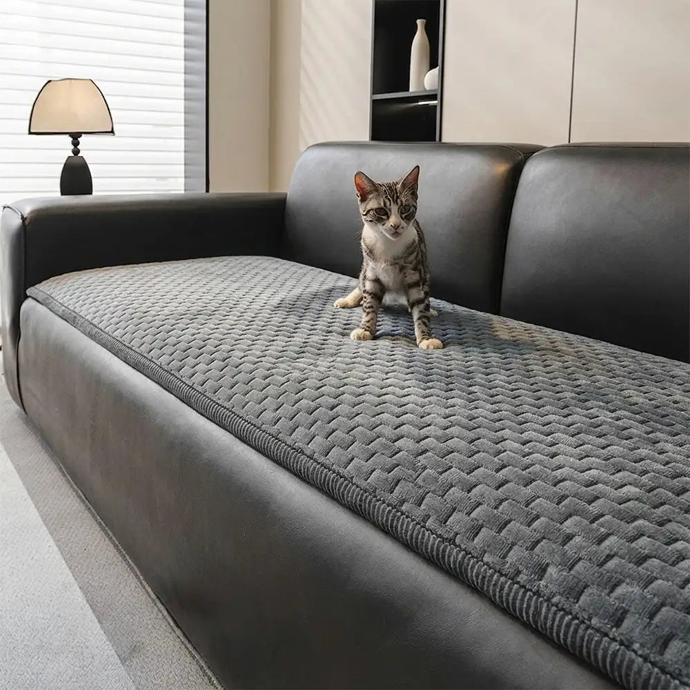 Soft Plush Scratch-Resistant Pet Mat Non-Slip Couch Cover