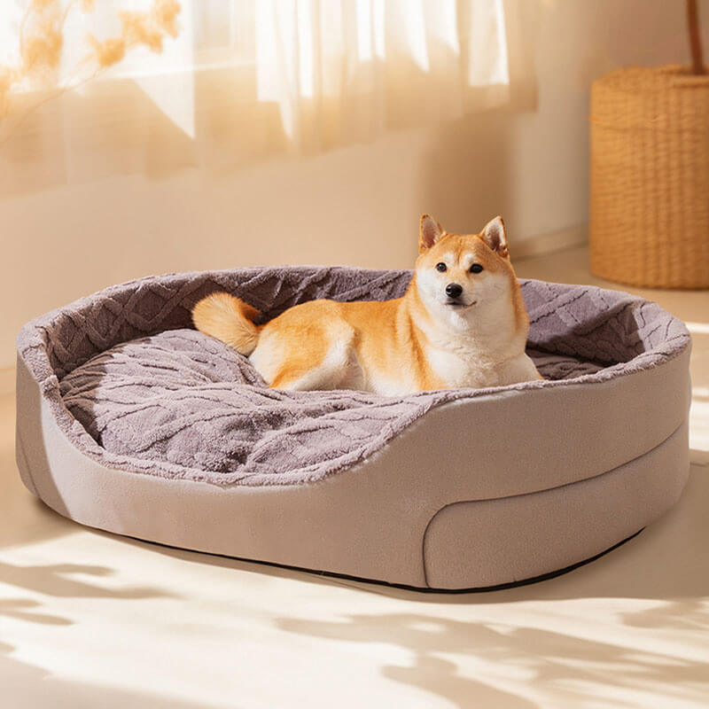 Cama espaçosa e fofa para cachorro com sono profundo e quente
