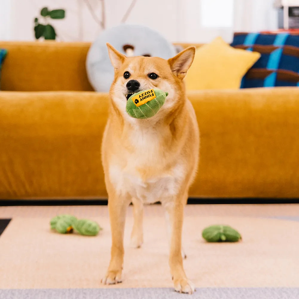 Plush Leaf-Shaped Squeaky Dog Toy - Funnyfuzzy SnugNest