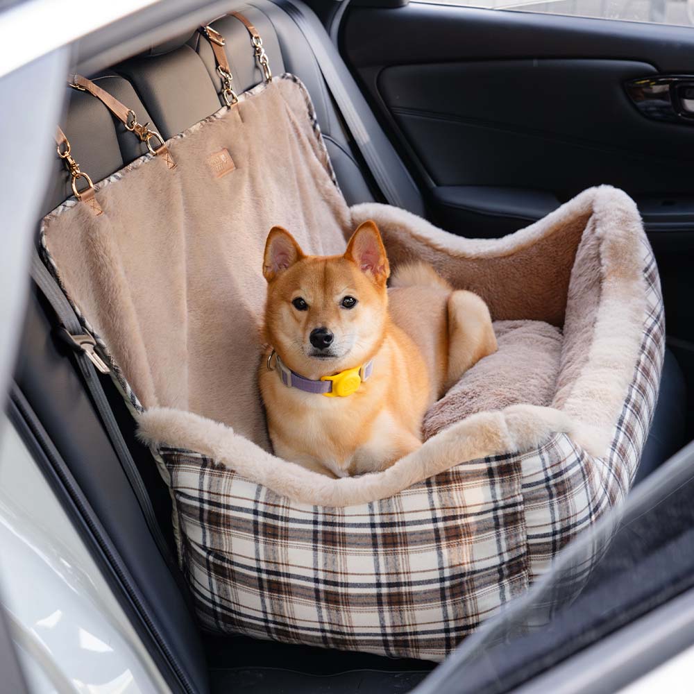 Grand siège d'auto rehausseur classique et moelleux pour chien, à garder en sécurité