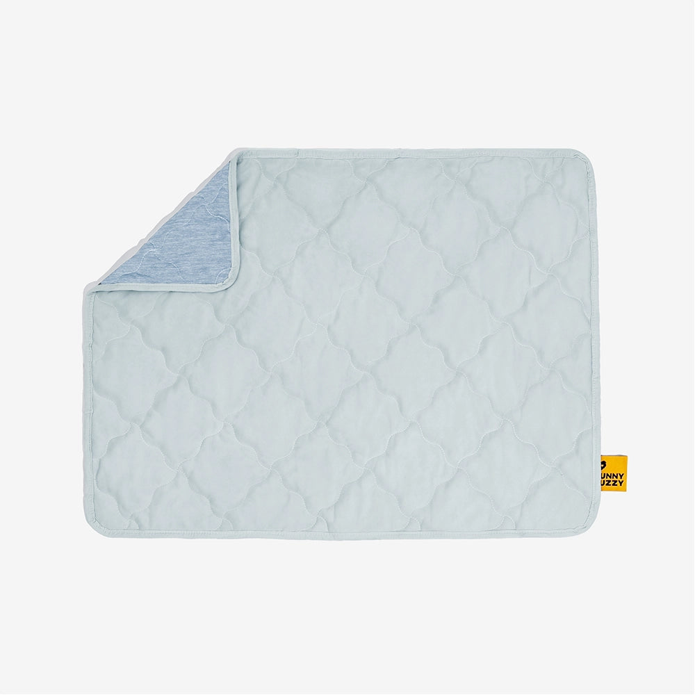 Double-Sided Cooling Dog Blanket - Chill Nest