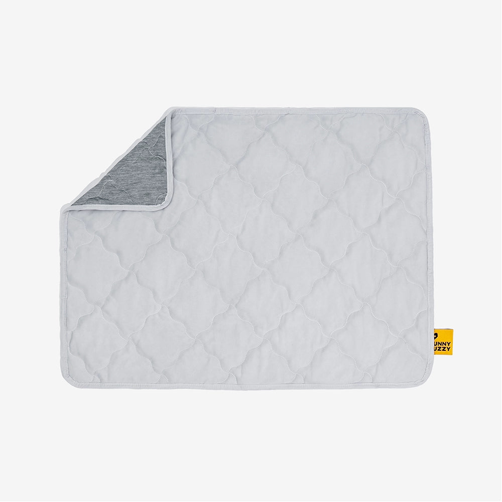 Double-Sided Cooling Dog Blanket - Chill Nest