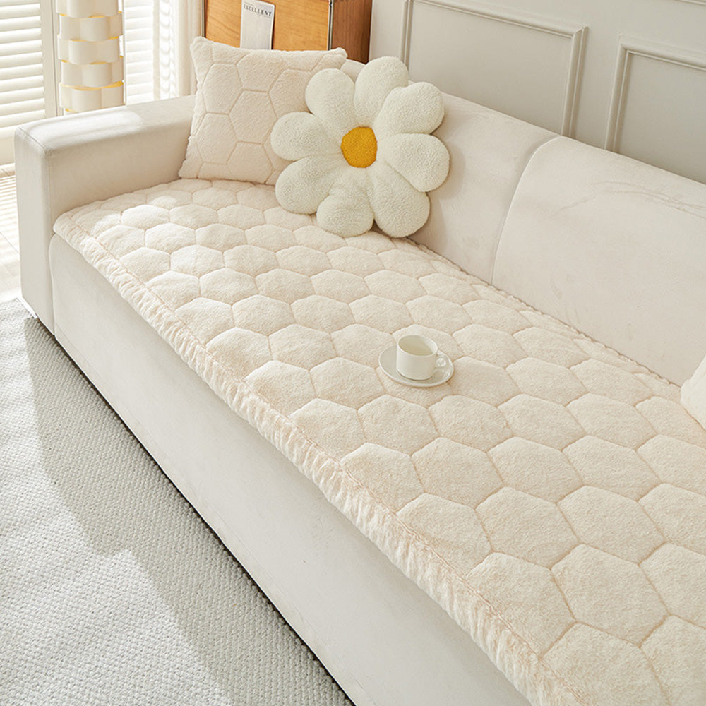 Thick Plush Hexagon-Quilted Pet Mat Non-Slip Couch Cover