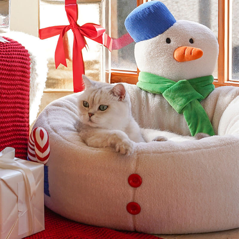 Christmas Snowman Shaped Cozy Cat Bed