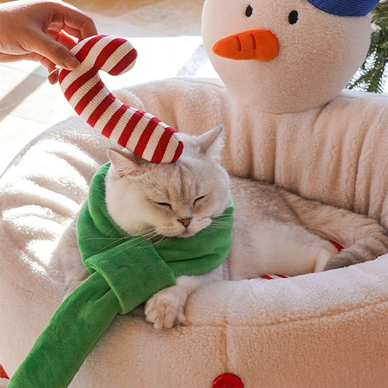 Christmas Snowman Shaped Cozy Cat Bed