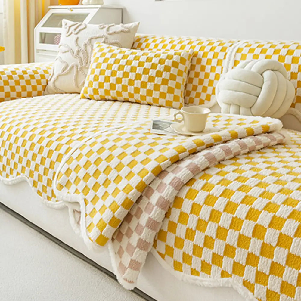 Classic Checkerboard Plush Comfortable Scratch-Resistant Non-Slip Couch Cover