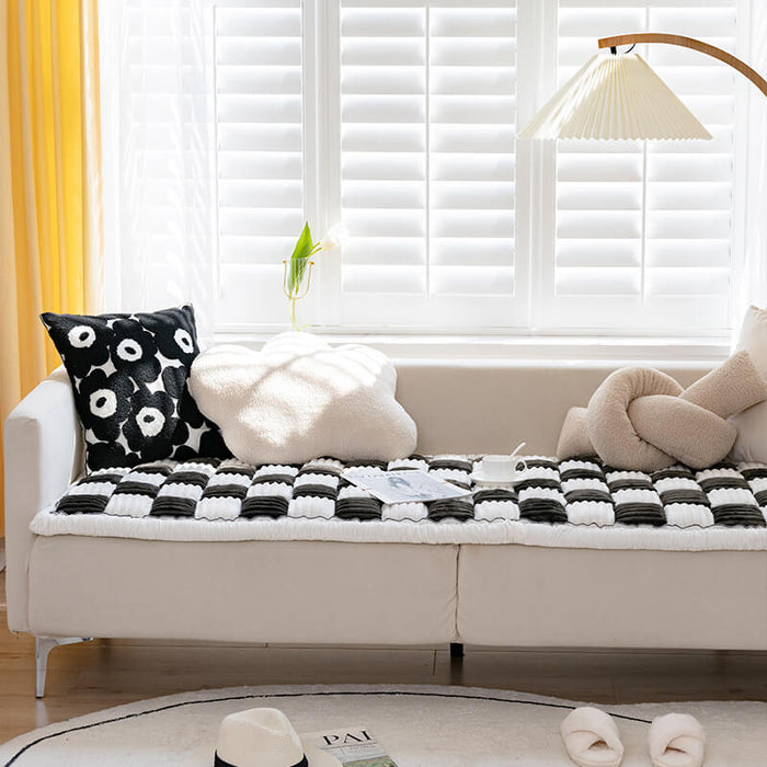 Cream-colored Large Plaid Square Fuzzy Pet Mat Bed | FunnyFuzzy