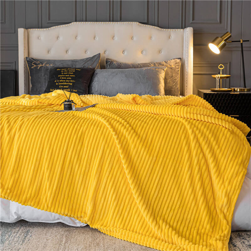 Double-Sided Milk Velvet Sofa Bed Blanket