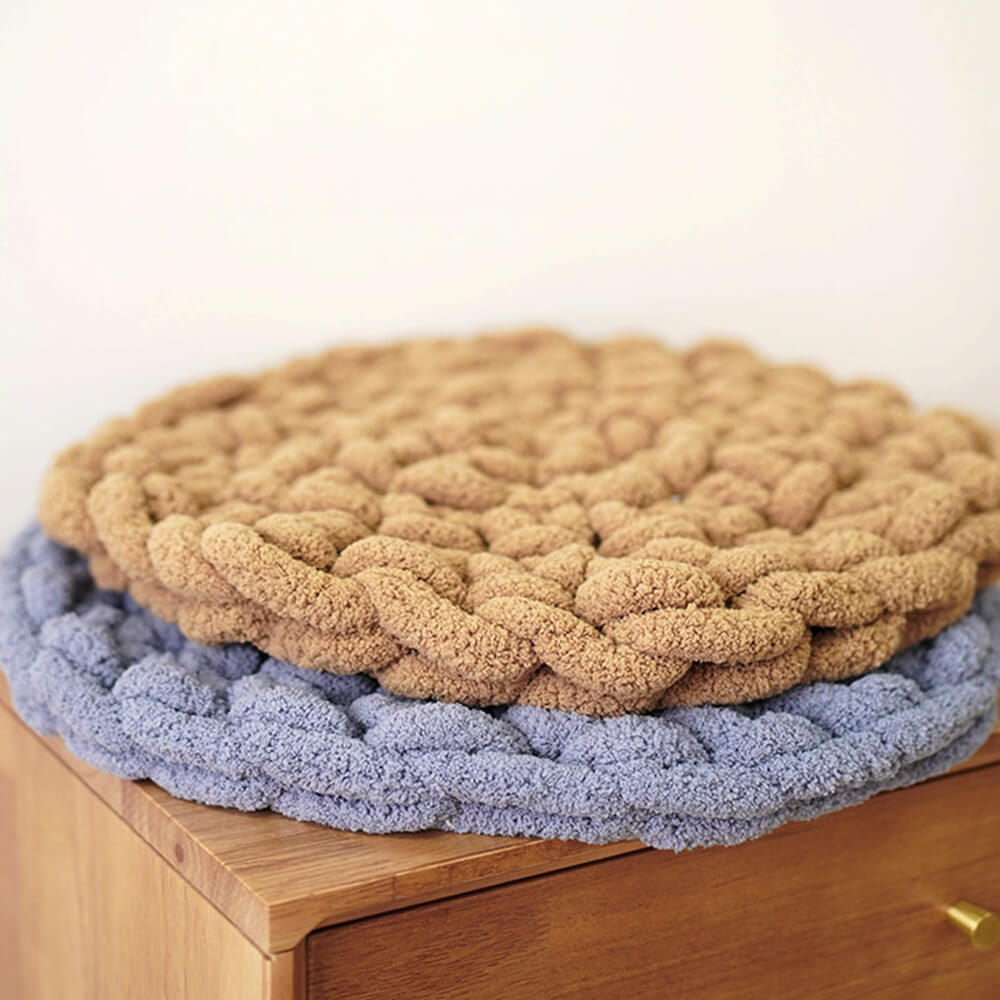 Handwoven Chunky Knit Soft Round Pet Bed Mat