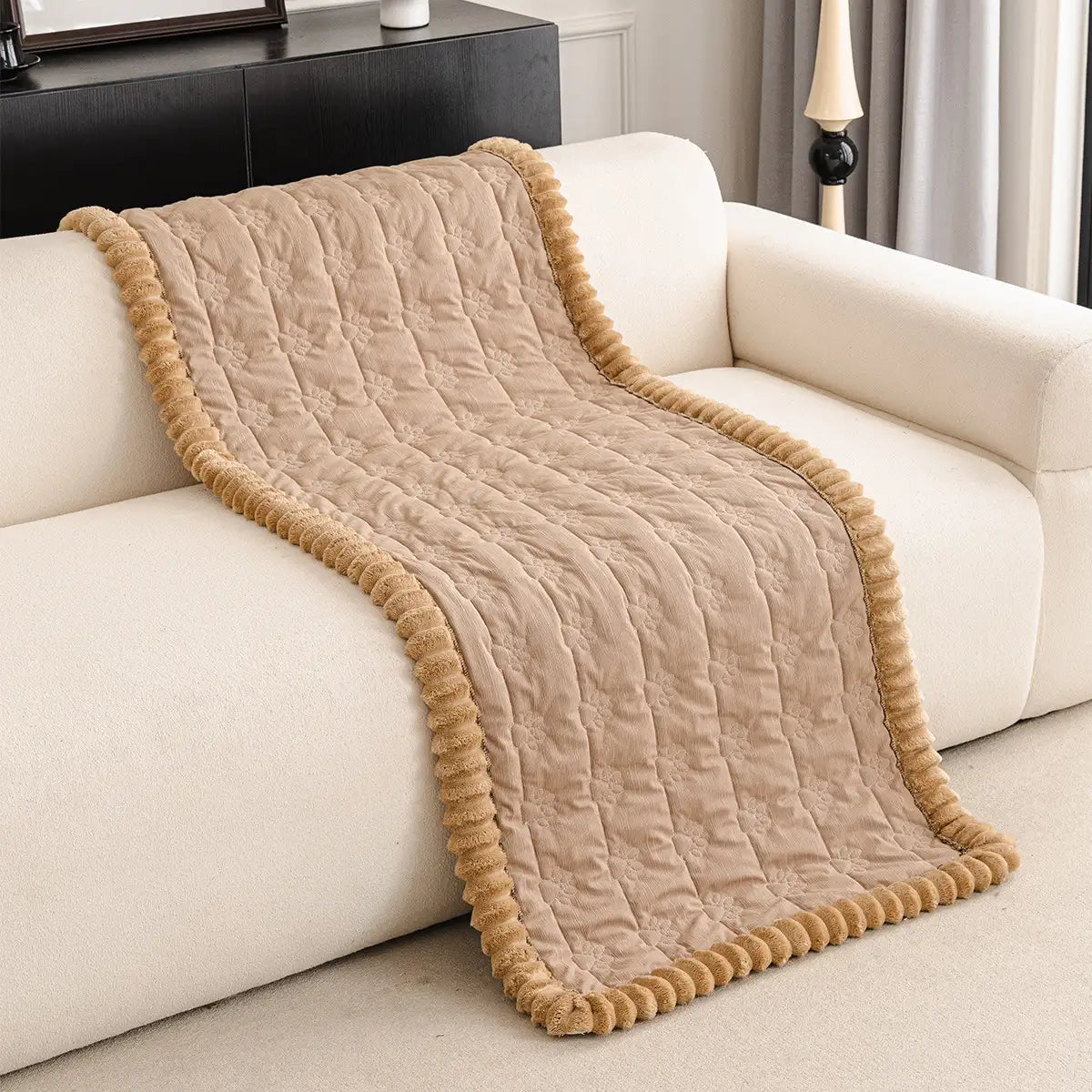 Flannel Comfortable Scratch-Resistant Cute Paw Print Non-slip Couch Cover - Paw