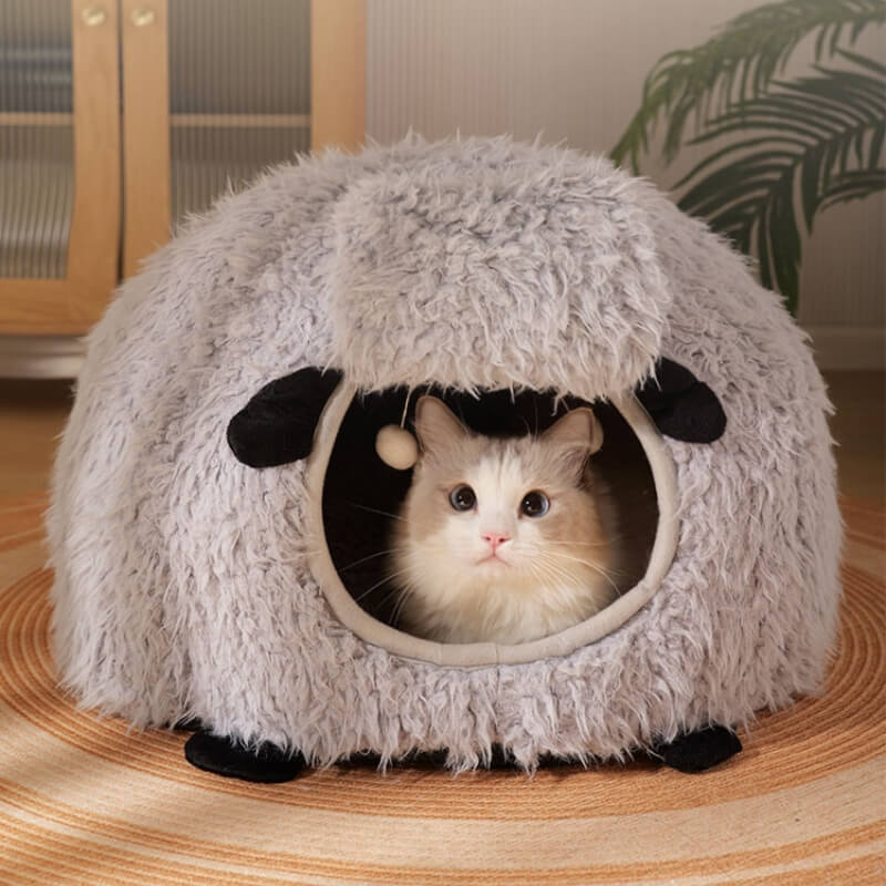 Fully Enclosed Warm Lamb-Shaped Cat Bed