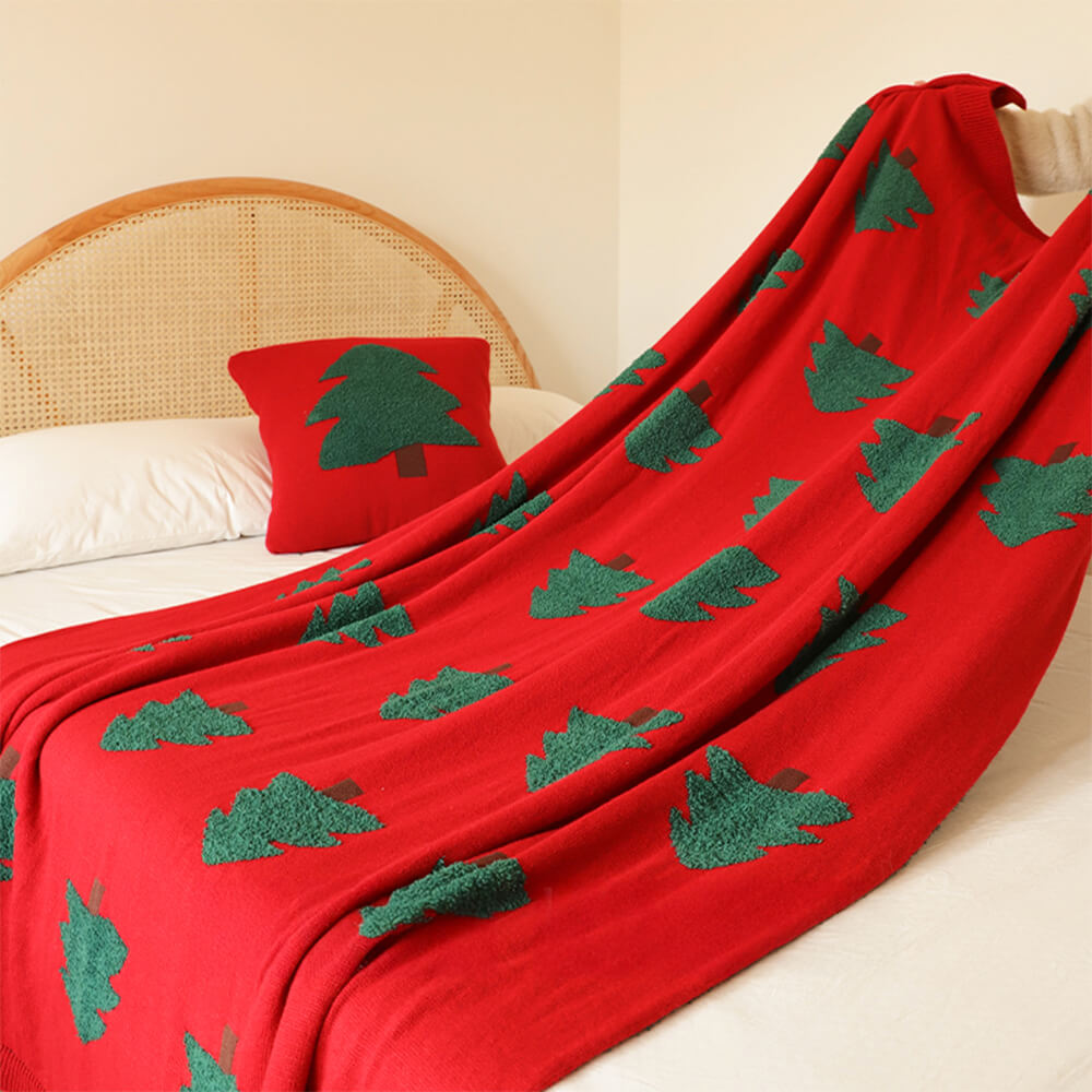 Festive Christmas Tree Pattern Knitted Throw Blanket with Pillow