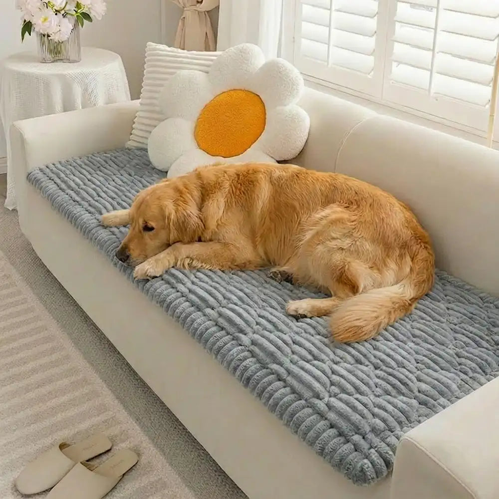 Fluffy Fuzzy Pet-Friendly Sofa Protector Washable Couch Cover Pet Mat ...