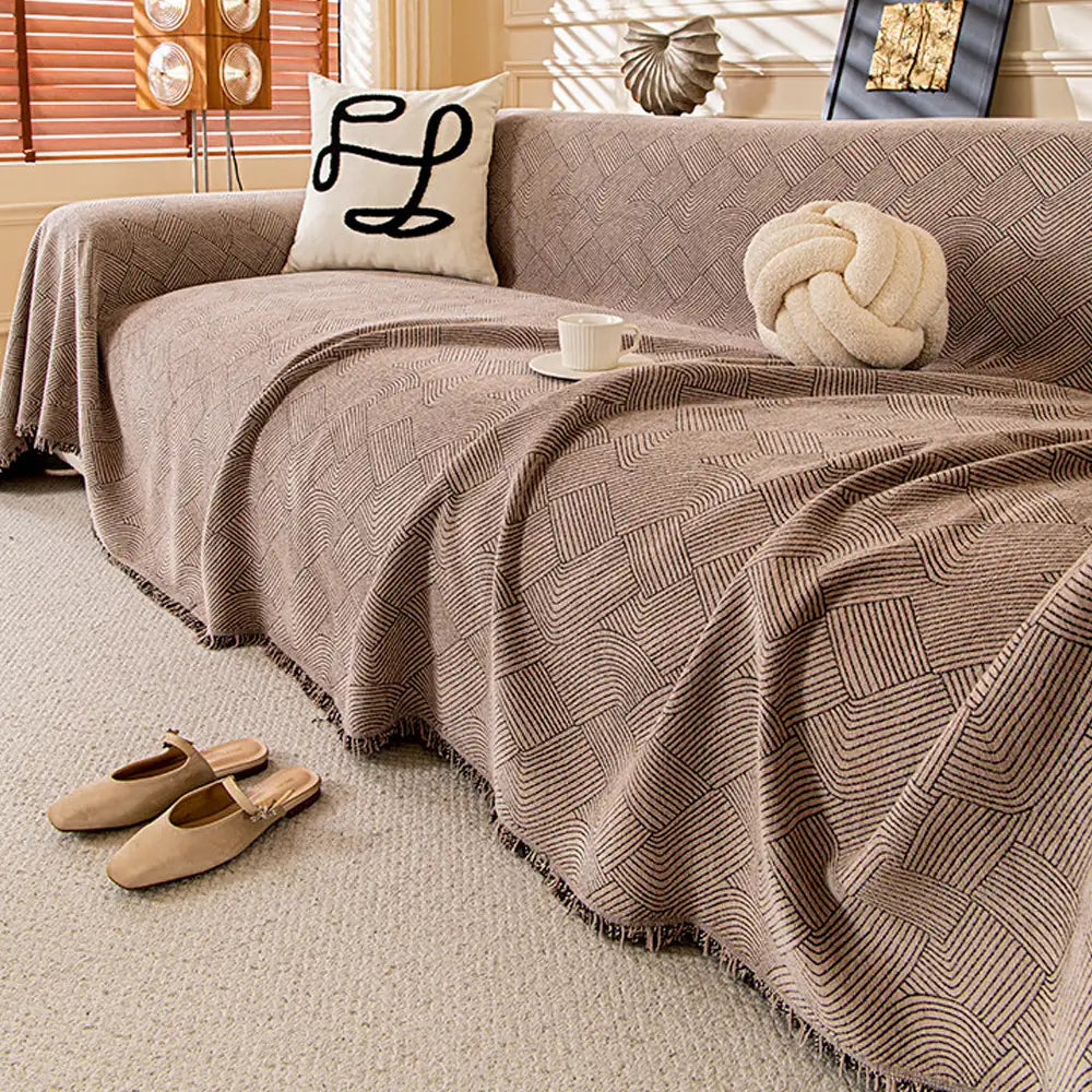 Linework Pattern Chenille Comfortable Scratch-Resistant Sofa Protection Couch Cover