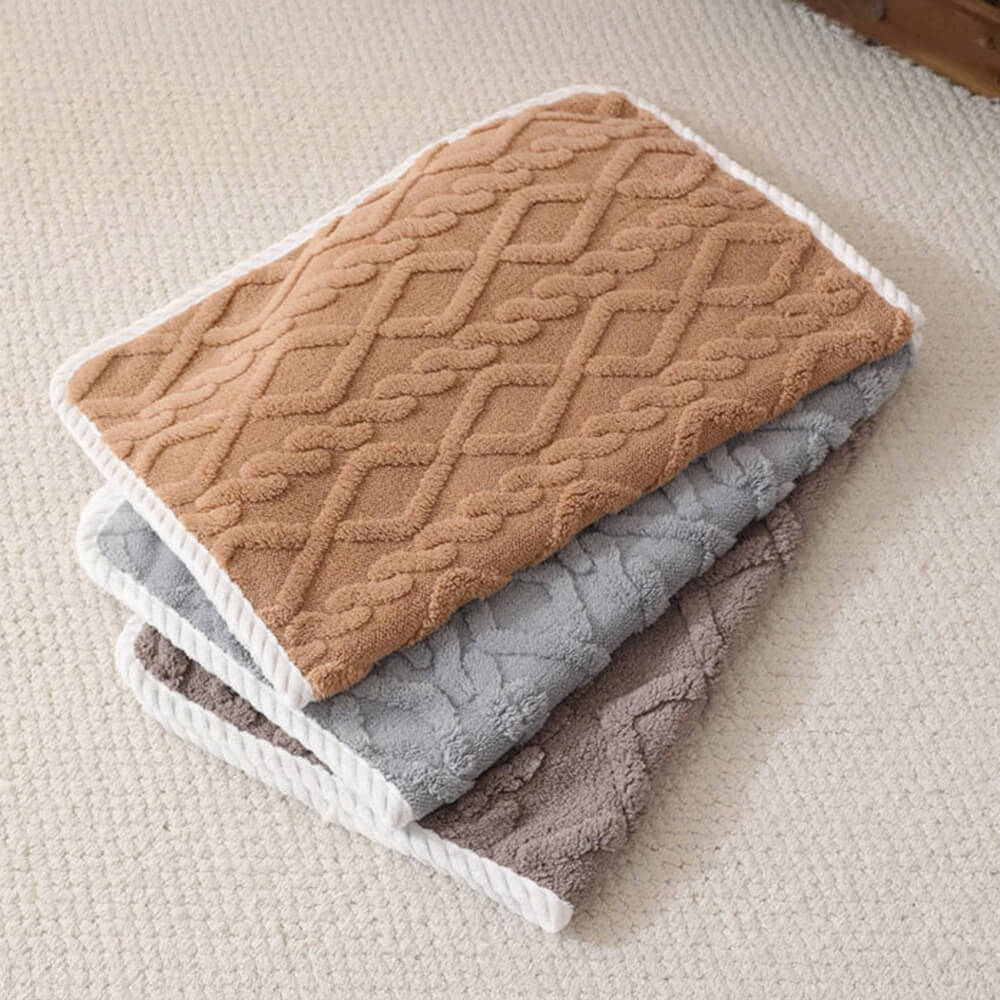 Luxurious Waterproof Soft Warm Polar Fleece Dog Blanket