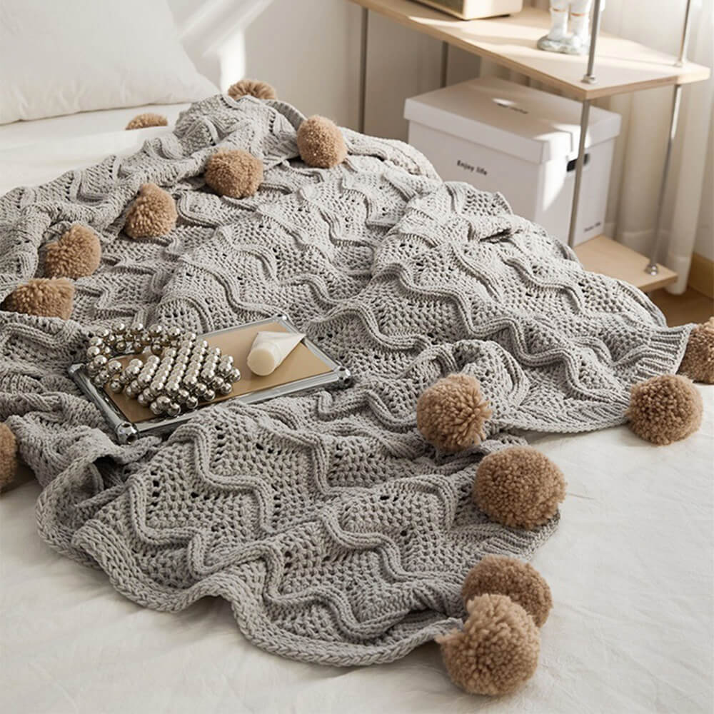 Kuschelige Chenille-Pom-Pom-Decke im nordischen Stil mit Kissenbezug