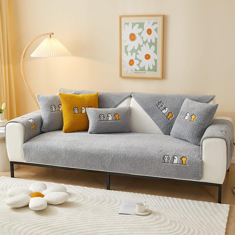 Linda capa de sofá antiderrapante de lã Sherpa com pata de gato