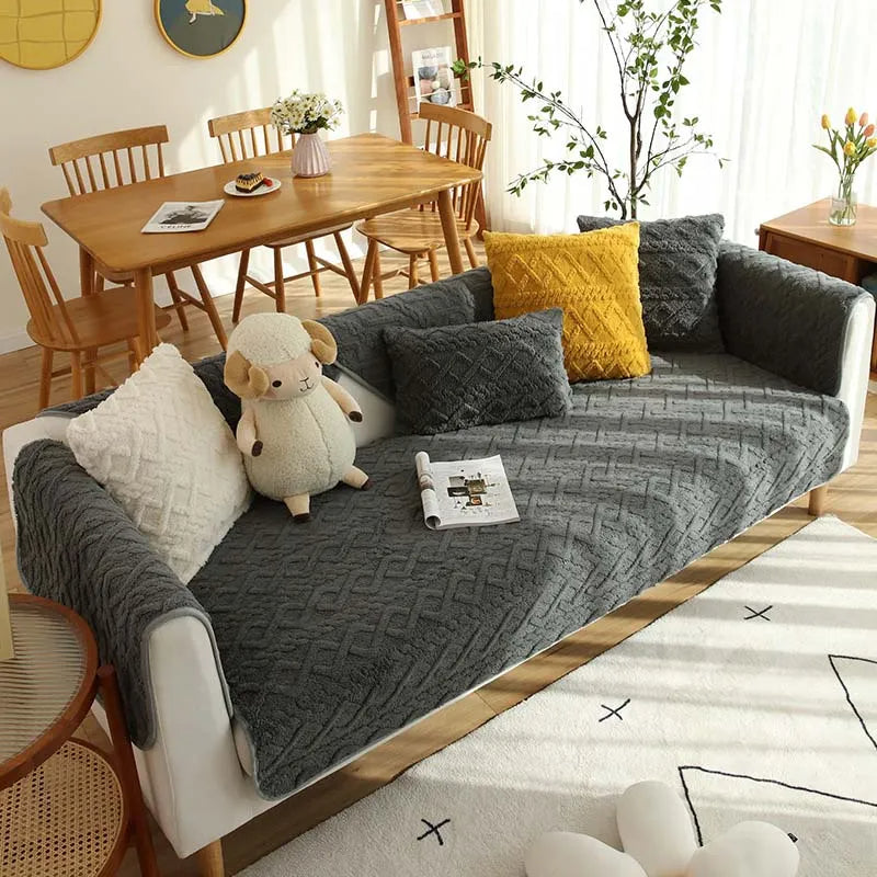 Rutschfester Couchbezug mit Rautenmuster aus Plüsch