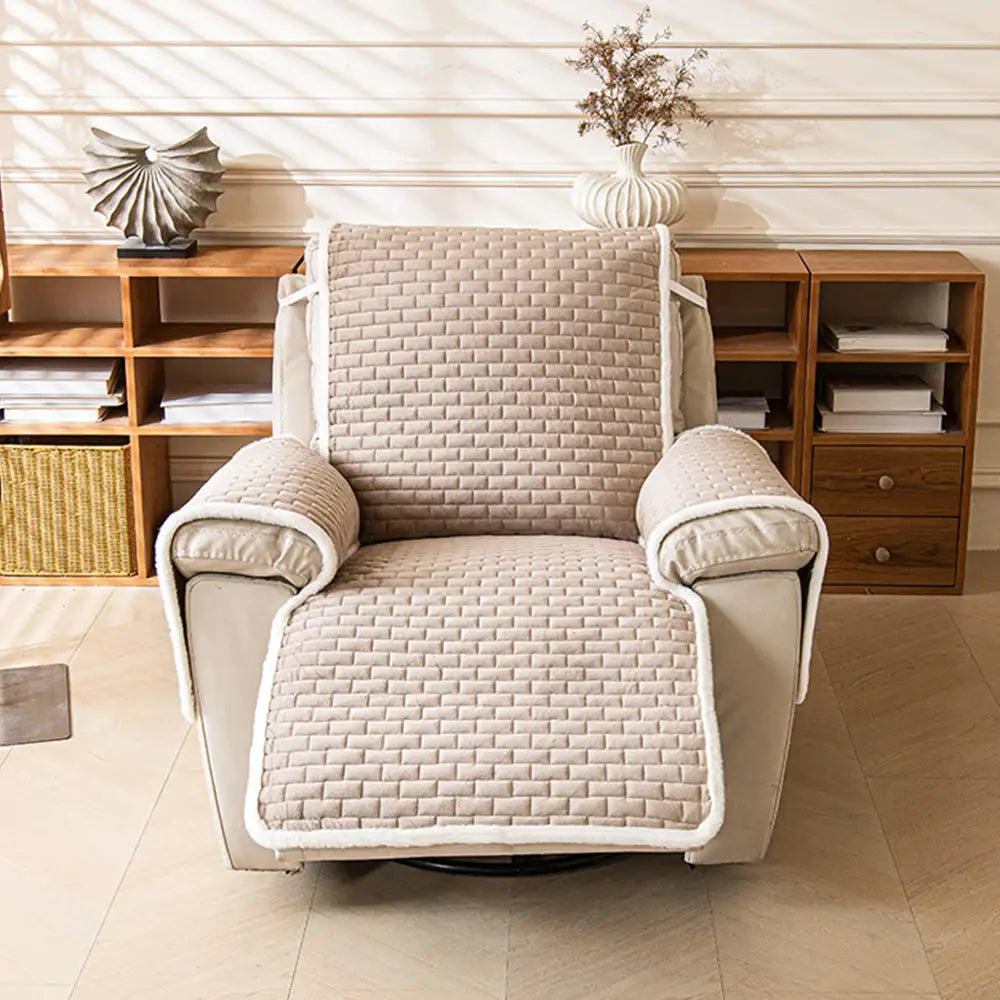 Plush Scratch-Resistant Recliner Chair Cover with Elastic Straps