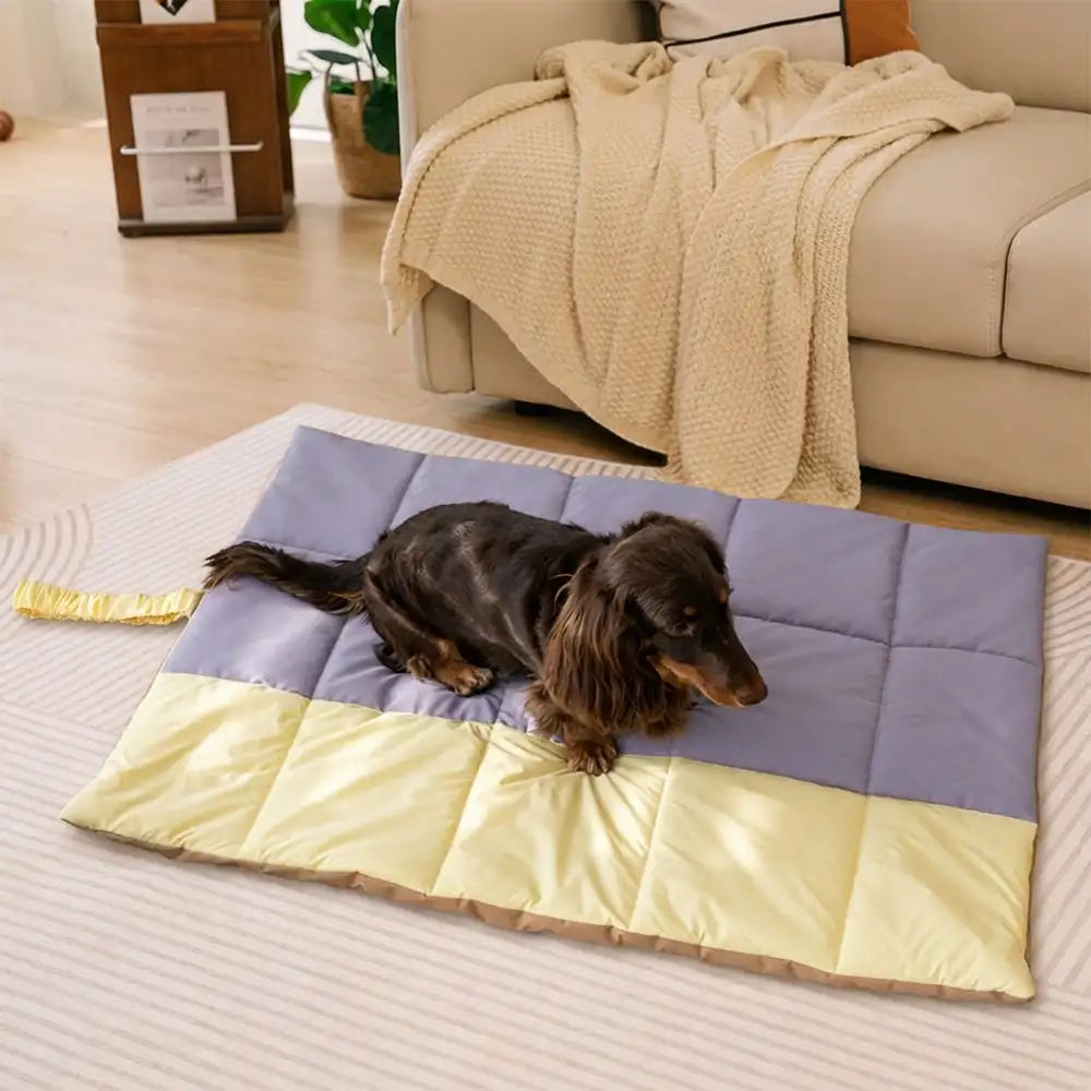 Portable Foldable Double-Sided Water-Repellent Dog Mat for Outdoor Travel & Camping