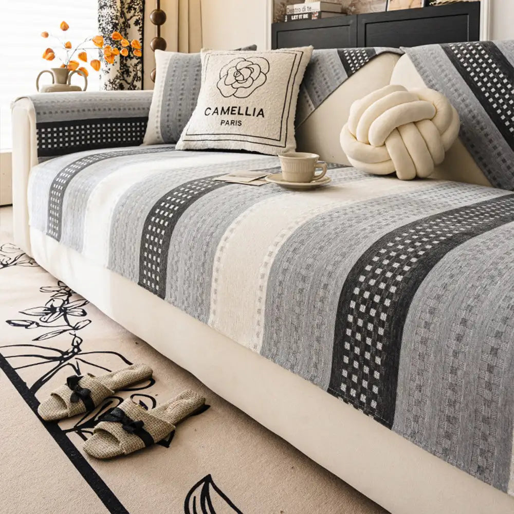 Skin-Friendly Breathable Chenille Sofa Protection Scratch-Resistant Non-Slip Couch Cover