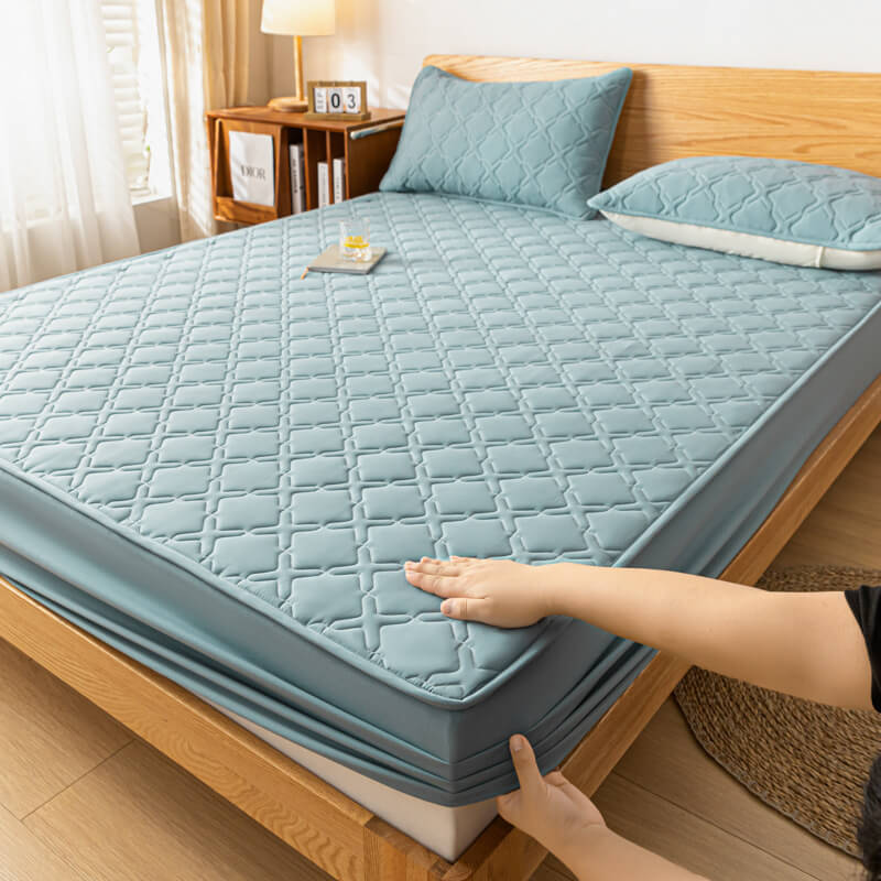 Solid Colour Comfort Cotton Waterproof Mattress Cover