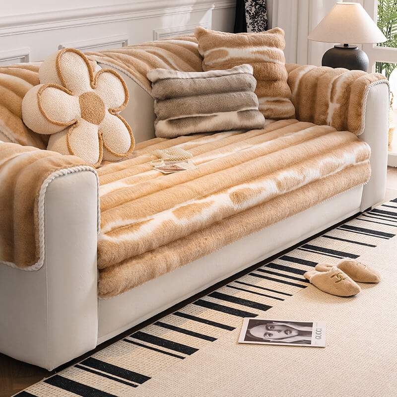 Capa de sofá de pelúcia com listras de cor gradiente linda e moderna