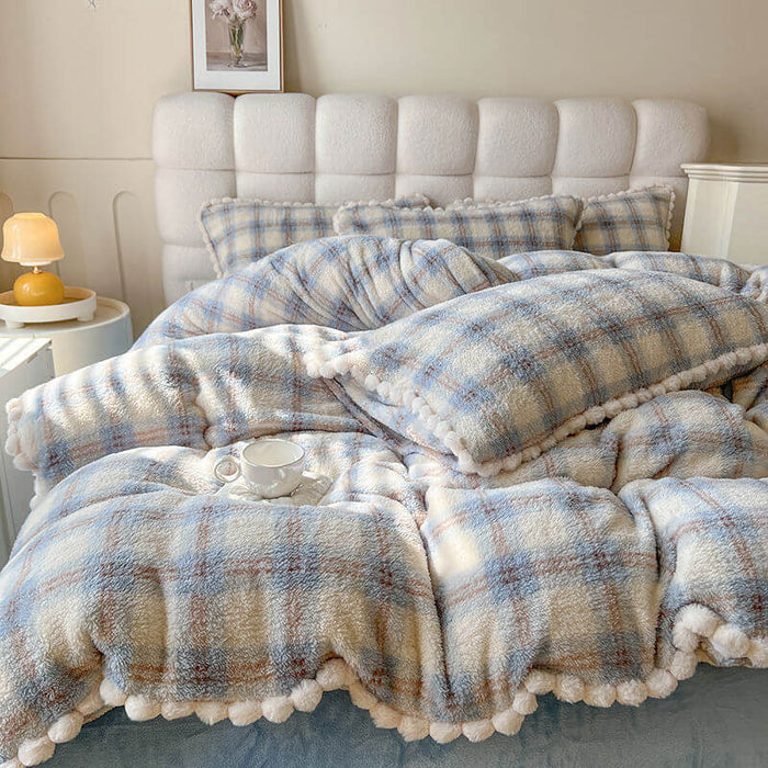 Trendy Fluffy Plaid Soft Plush Bed Sheet Set FUNNYFUZZY