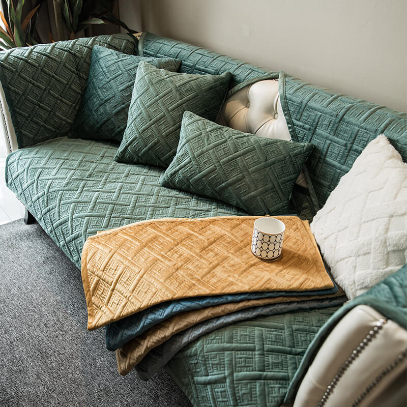 Capa de sofá vintage acolchoada de veludo escuro resistente a arranhões
