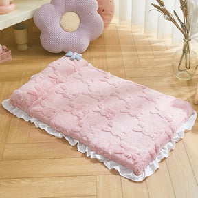 Cozy Plush Calming Bed Dog & Cat Bed