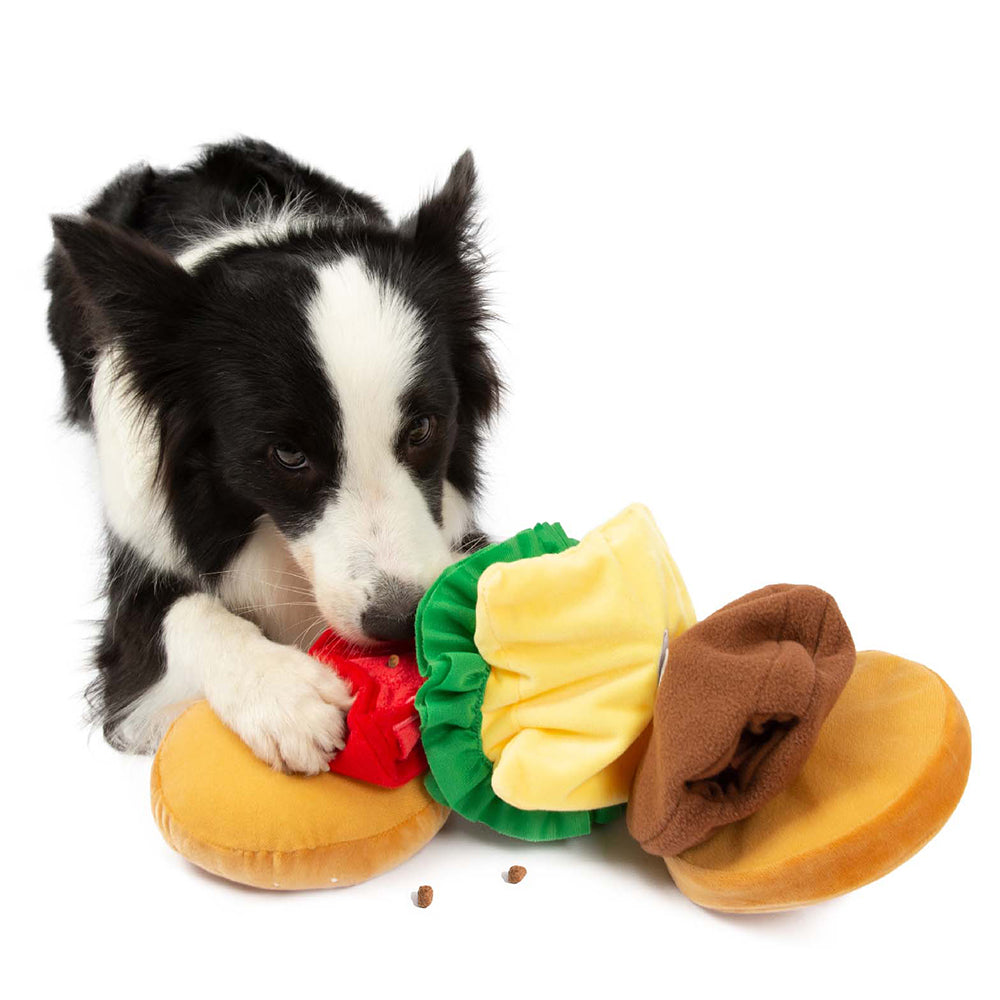 Ensemble de panier-cadeau de jouet pour chien | Gâteries en peluche Squeaky Chew Jeter des jouets interactifs