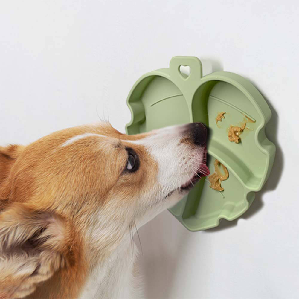 Carrot Silicone Suction Cup Pet Bowl - FunnyFuzzy